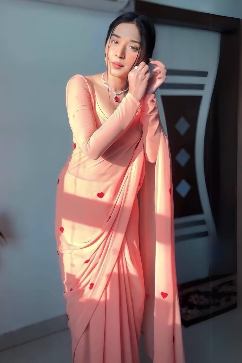 Prominent 1-Minute Ready To Wear Peach Georgette Saree