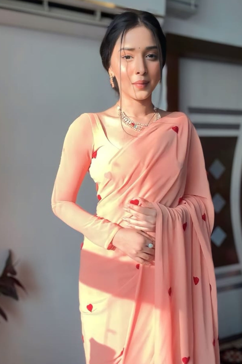 Prominent 1-Minute Ready To Wear Peach Georgette Saree