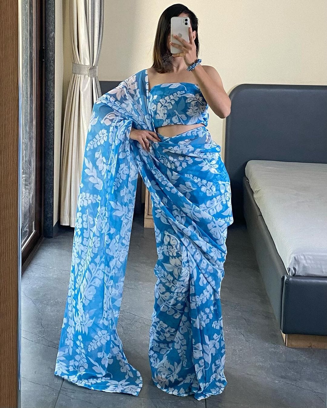 Deserving 1-Minute Ready To Wear Firozi Georgette Saree
