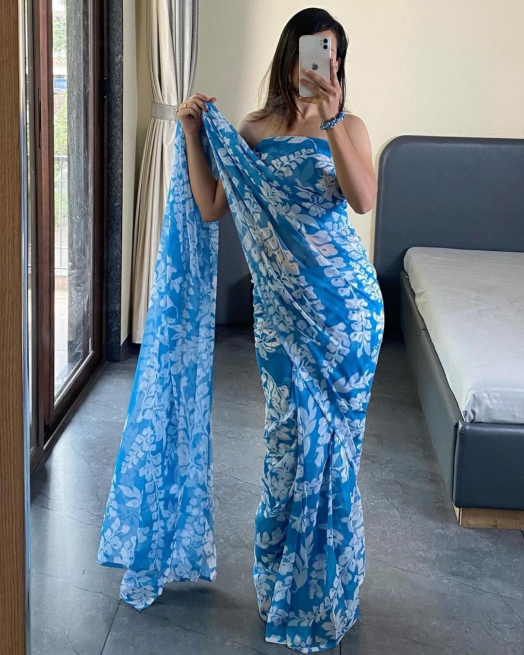 Deserving 1-Minute Ready To Wear Firozi Georgette Saree