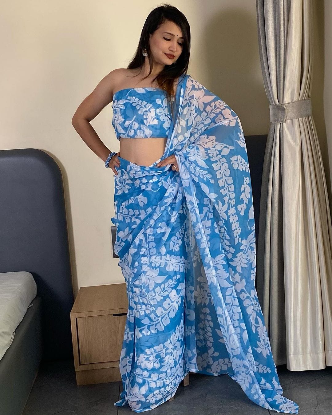 Deserving 1-Minute Ready To Wear Firozi Georgette Saree