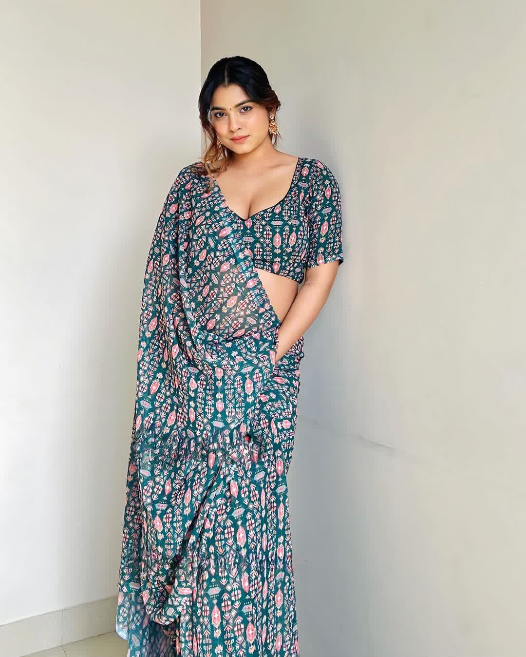 Dalliance 1-Minute Ready To Wear Rama Georgette Saree