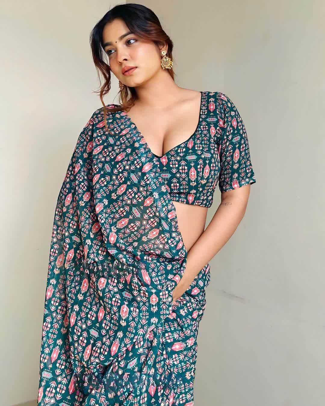 Dalliance 1-Minute Ready To Wear Rama Georgette Saree