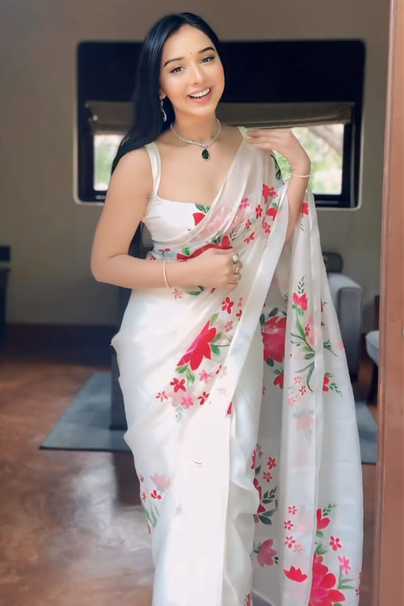 Invaluable 1-Minute Ready To Wear White Georgette Saree
